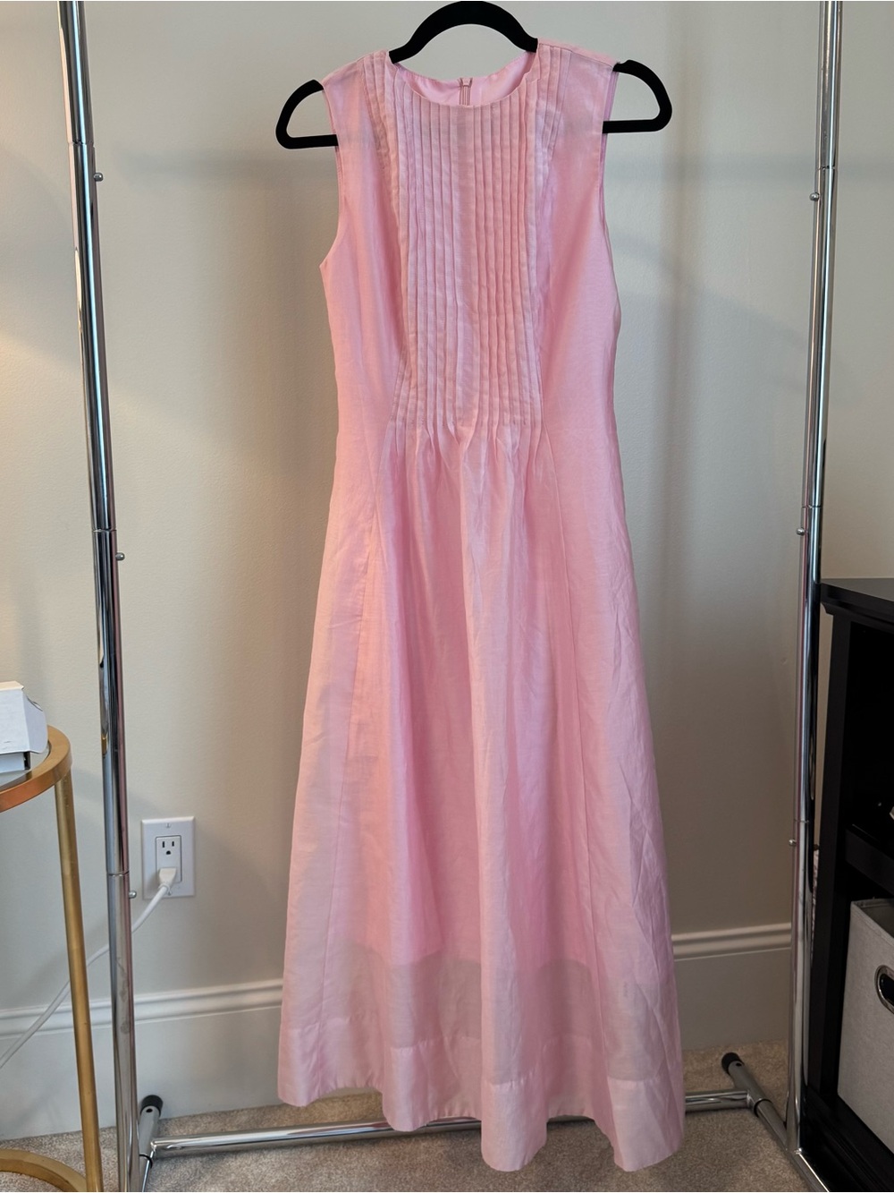Commense Soft Pink Sleeveless Midi Dress with Pintuck Bodice